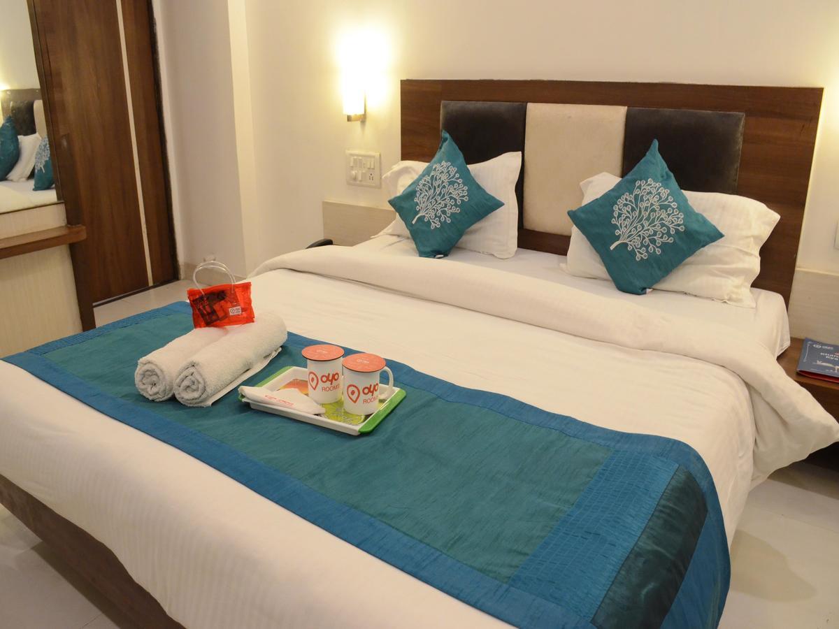 Oyo 10440 Hotel Surabhi 마하발레슈와르 외부 사진