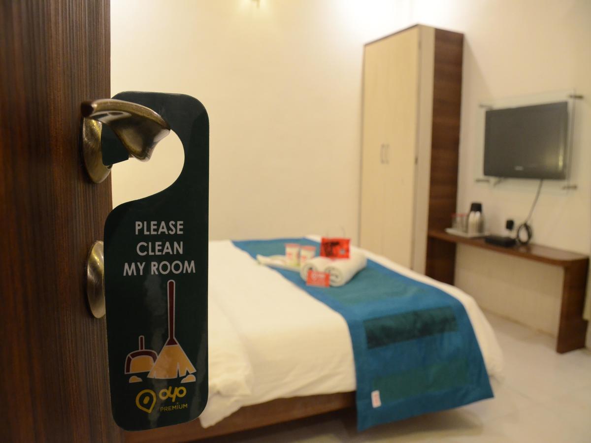 Oyo 10440 Hotel Surabhi 마하발레슈와르 외부 사진