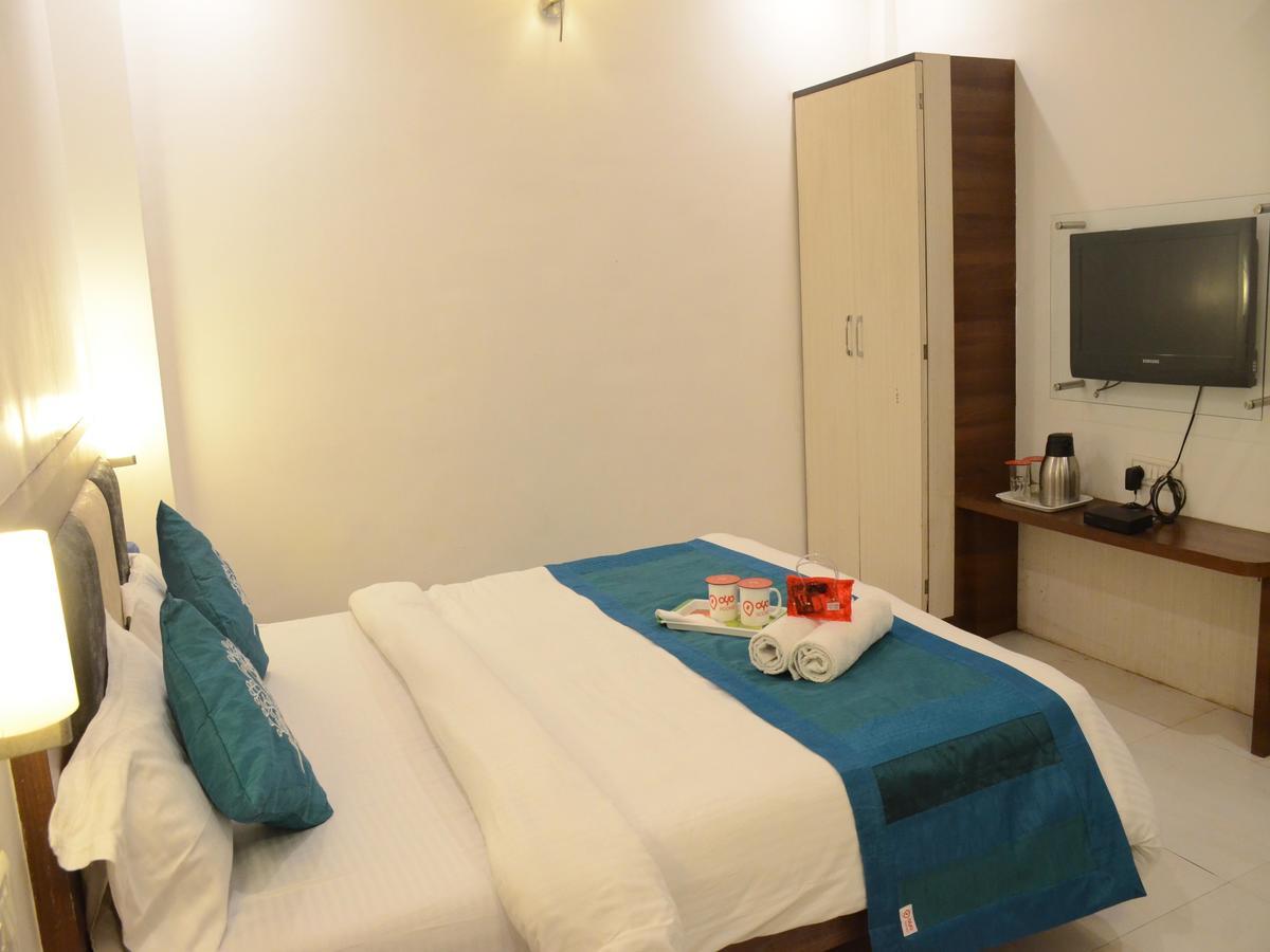 Oyo 10440 Hotel Surabhi 마하발레슈와르 외부 사진